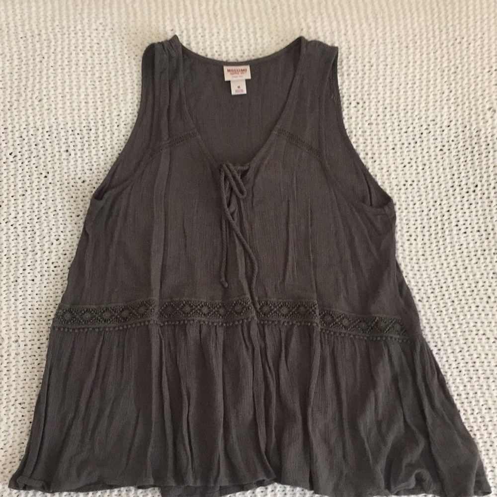 Tank with lace detail